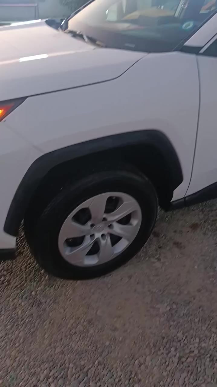 -#للبيع 
-#راف #فور 
- #موديل #2024
* موصفات LE 
* المسافه المقطوعه 15 الف 
* جديد جديد 
* تحكمات كلشي  بيه 
* اطارات شركه 
*محرك گير شركه كله جديد 
*تبديل قطعه جاملق النفر 
*بيه تعديل شبر بالبونيد فقط 
ملاحضه الاتصال بالرقم ***********
خاص ماكوو
