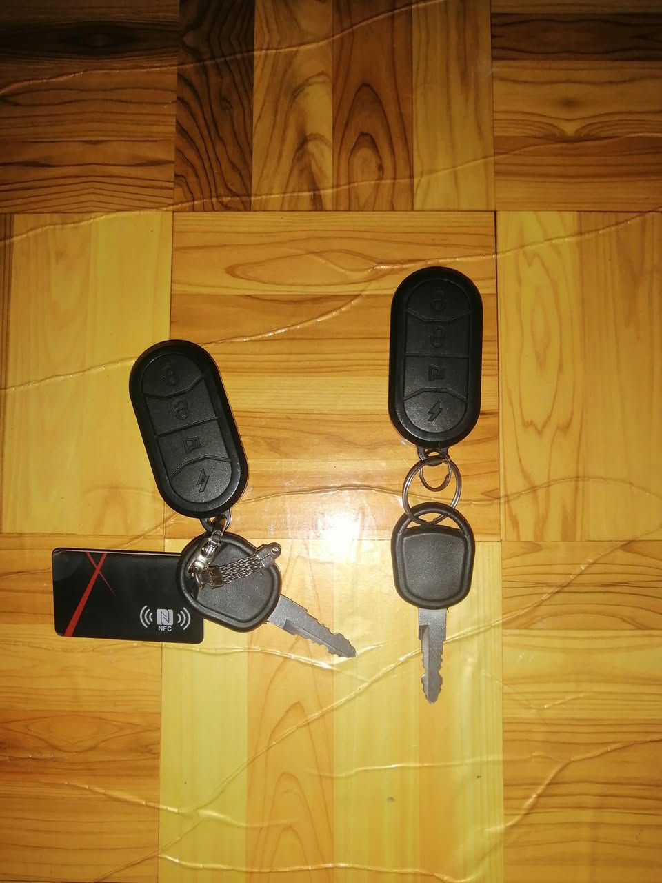 السلام عليكم دراجة شحن للبيع موديل ٢٠٢٥ نضافة 100‪٪ الملف ١٢٠٠ البطاريات ٥ جدد بالباكيت شرط الفحص شاحنة أصلية العقل جديد تحتوي على سماعة بلوتوث اشاري يمين يسار خلفية و أمامية شاشة تضهرلك العطل و السرعة دواسات للقدمين مرايات يمين يسار بريك امامي خلفي بالبكان التأشيرات جدد شرط الفحص سلة أمامية السرعة الحقيقية ٨٠ تحتوي على بصمتين و سويجين و كارت واحد عندي الإشارة السيرة الخلفية غير شغالة بس السعر ٣٥٠ وبيها مجال للشراي مكاني بغداد للتواصل على الخاص او الاتصال على الرقم 077‪08859191


**إذا كنت صاحب هذا الإعلان وتريد حذفه لأي سبب، رجاءا أرسل رسالة إلى الدعم الفني**