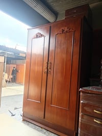 قنصور بابين • مستخدم شوي • قابل تفاوض