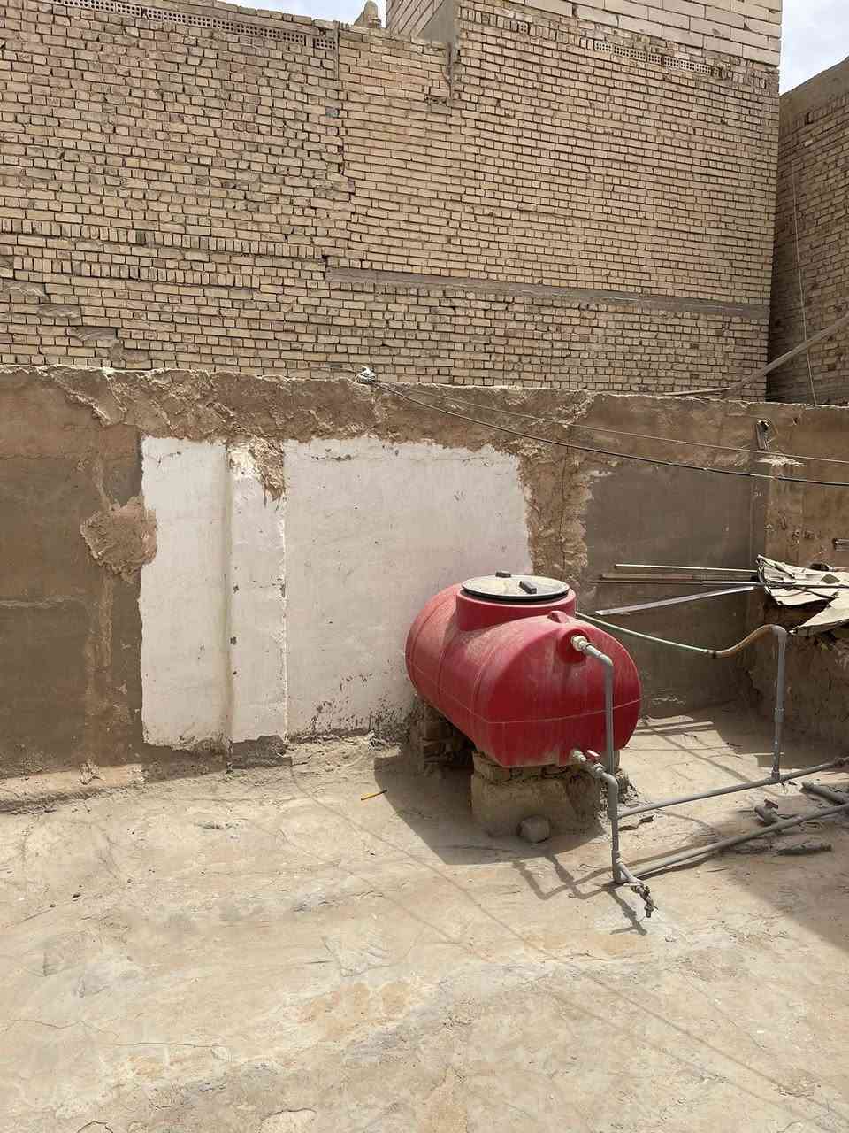 السلام عليكم بيت للبيع مساحة ٧٩متر بناء جيد يحتاج ترميم مثل ما موضح داخل الفيديو موقع البيت قريب ع شارع المعمل وشارع الجمهوريه وقريب ع مرقد مسلم ابن عقيل تقريباً ٣ دقايق مشي للتواصل خاص .


**إذا كنت صاحب هذا الإعلان وتريد حذفه لأي سبب، رجاءا أرسل رسالة إلى الدعم الفني**