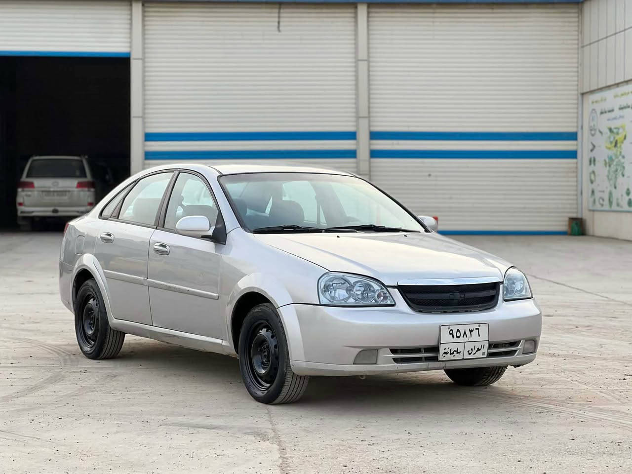 ئۆپترا 2009. گیر تۆماتیک. 5 پارچەی بۆیاخە سۆنەریم داناوە. کالبوونەوەی نیە. گیر و مەکینەی بئ عەیبە. بەشەردی گیر و مەکینە. پیش و پشتی کەپسە ولیدراوی نیە. تەنها ناو دەرگای سایەق تۆزئ ژووری گرتووە. کارەبای و کەم و کوری بەشەرد. سەیارەیەکی زۆرپاک و مالی دۆست. سعر فرۆشتن ٦٣ گەلا و مجال زۆرکەم تاییە و سەدری تازەیە. بەشەردی تحویل و غەرامە ووەکالە. شوین کەلار

ژ.م 

***********

واتس اپی لەسەرە

*********** كالار, السليمانية
