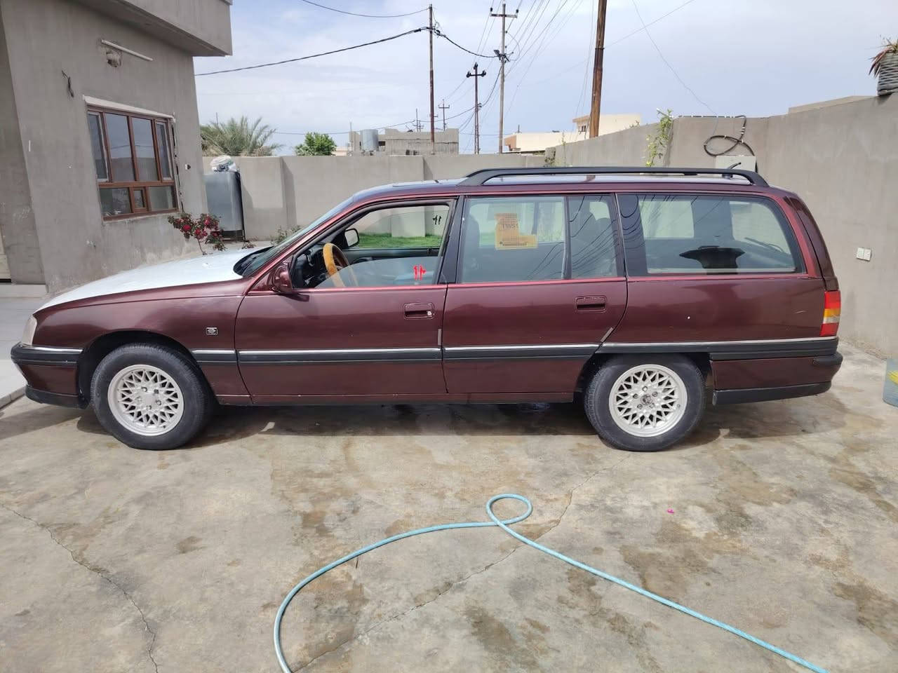 اوبل اوميكا ستيشن موديل 91 حجم 20 رقم كركوك 
***********
