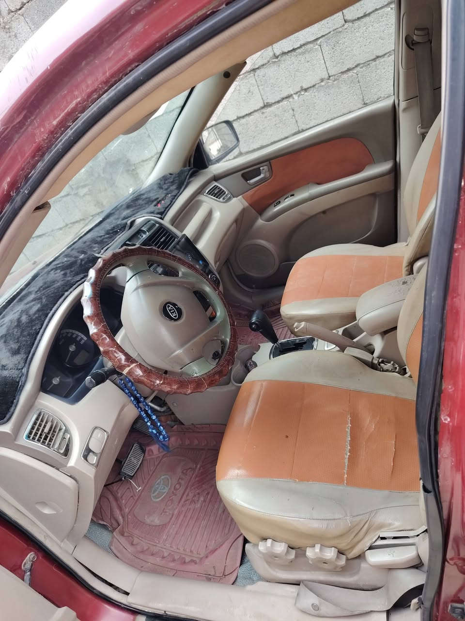 كيا سبورتج موديل ٢٠٠٥ رقم  بغداد انكليزي تحويل مباشر ضربتهه جامرلغ خلفي مصبوغه عام كير محرك مكفول السعر ٦٨ مكاني ديالئ الخالص *********** ***********
