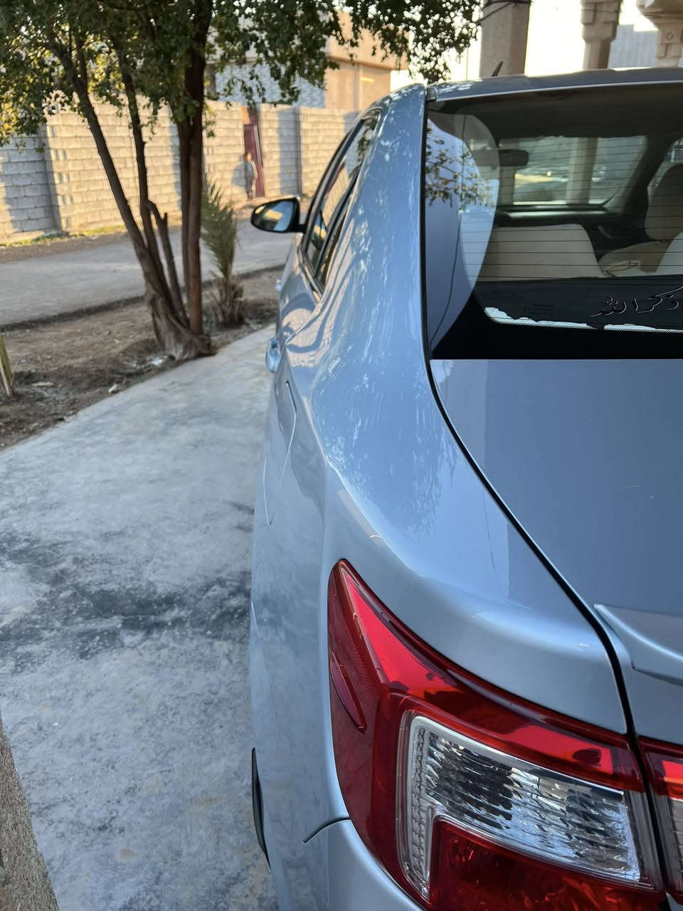 كامري خليجي 2013  جديده كلش ماشيه 90
بيه جاملغ صبغ بدون دواخل وكلير بنيد
ع وضع الشركه 
باسمي
***********
