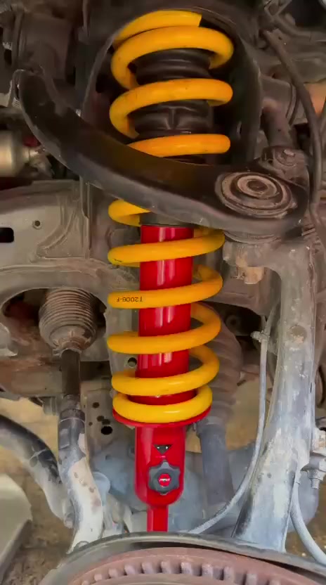 السلام عليكم
ترفيعه لاندكروز من موديل 2008 الى موديل 2015
تخم دبلات 4 + تخم لويات 4 
بروفندر اصلي 
استعمال شهر واحد نسبه النضافه 99‎%‎
السعر مناسب 
العنوان ميسان
***********
