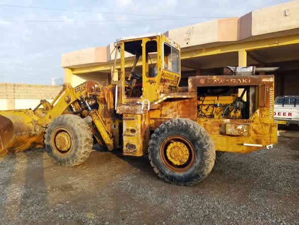 السلام عليكم موجود شفل كاوسكي 70 عادي للبيع جاهز للشغل مسجل رقم سنويه موديل 81 محرك فالفو السعر 130 وبي مجال ***********
