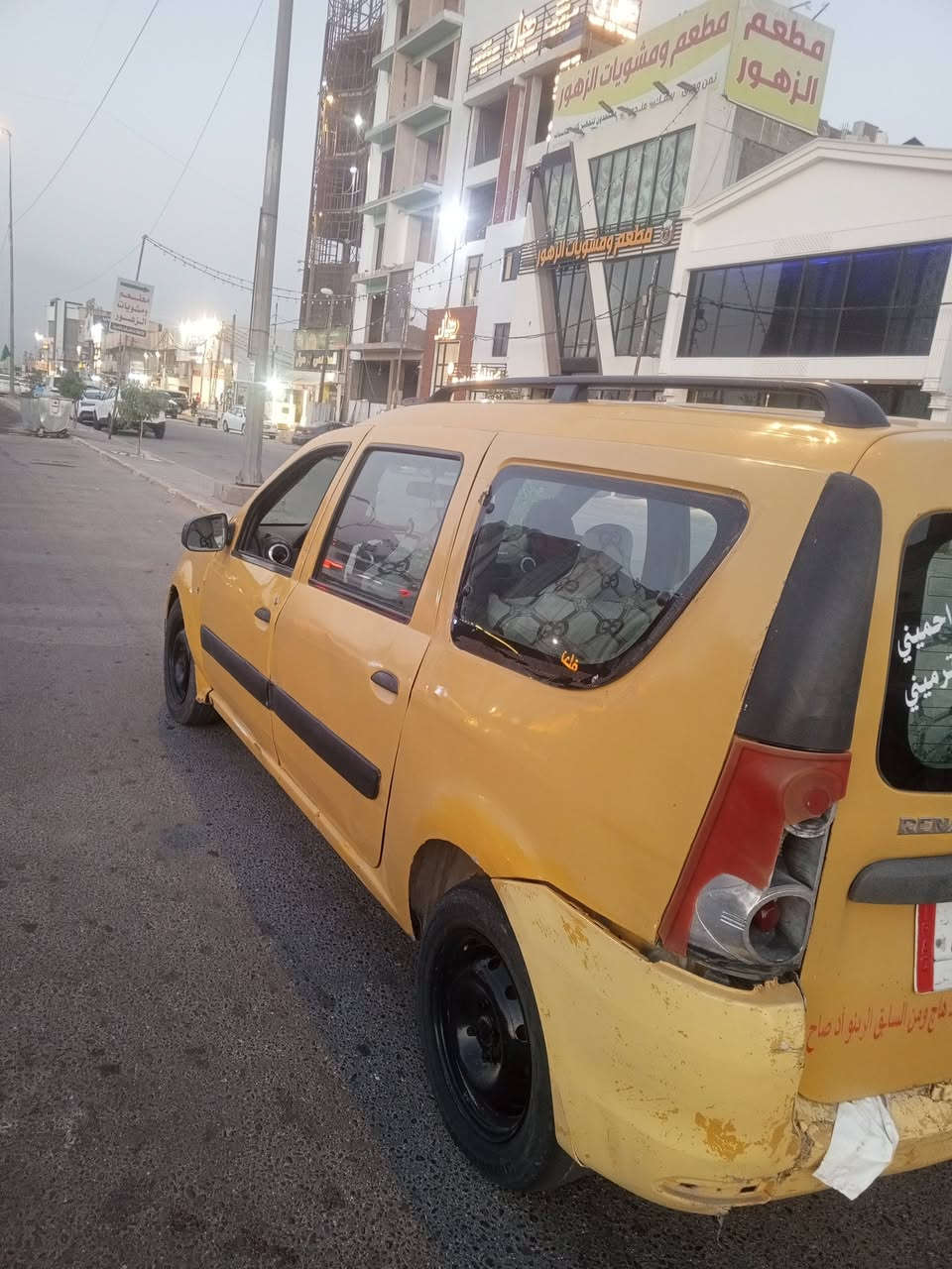 السلام عليكم رينو سبعه راكب لبيع سيارة مطلوبه لهيئه تقريبن 800الف سنويه صاقطه سياره حلوه مال شغل اني ابيع كوم حديد بس مشروطه من الصوليات المكان ديوانيه غماس سعر 25 شراي بي خير ويدلل ***********
