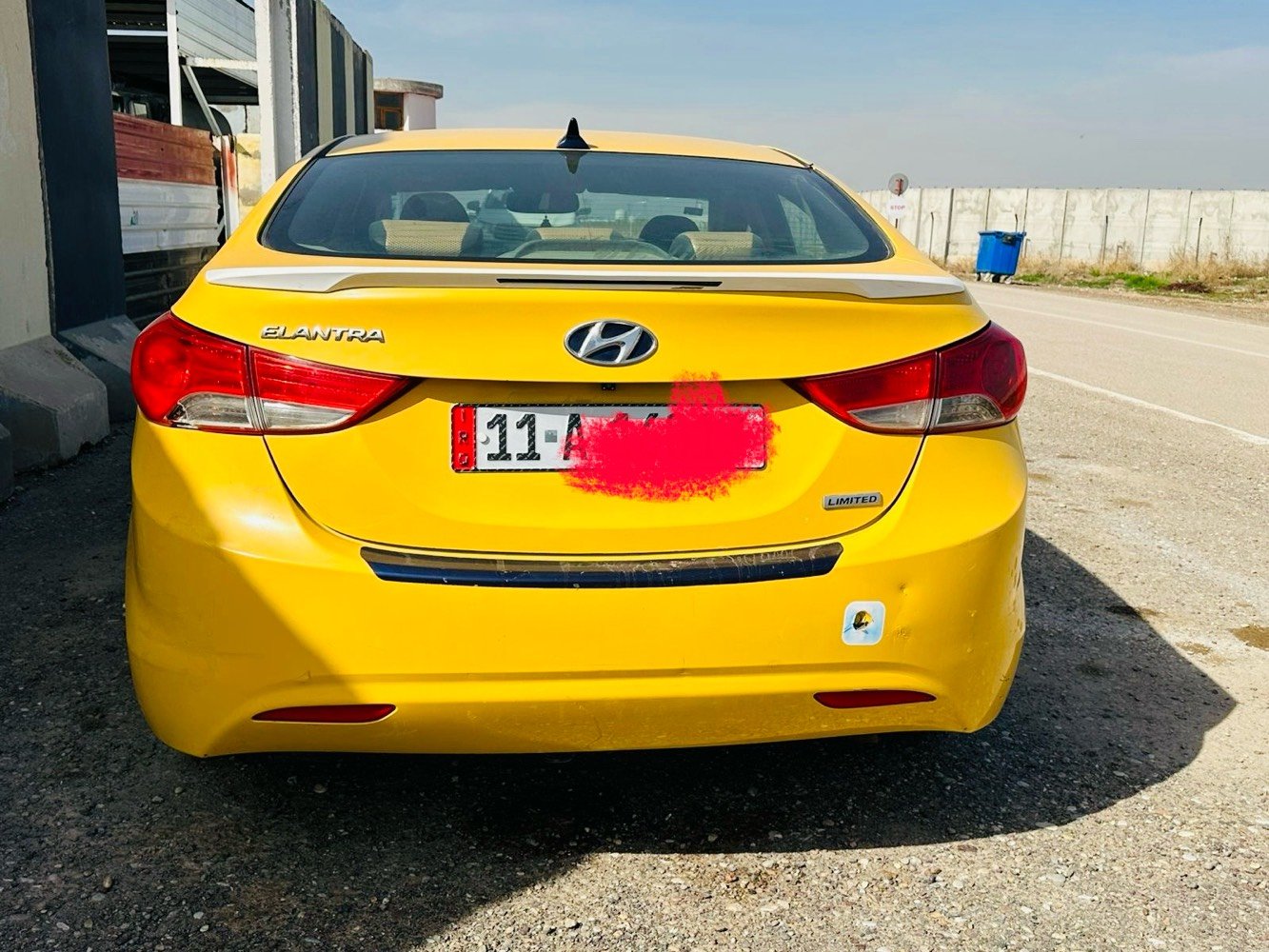 السلام عليكم 
النترا 2013 فول عدى البصمه 
وارد أمريكي الضرر جاملغ وبنيد
رقم بغداد إنكليزي  بأسمي 
المكينة2000جديده قبل 4 اشهر 
كير خير من الله 
غرفتها كما موضحه بالصور شاشه كامرة 
تحكمات ومعروفه المواصفات مكان بغداد العبيدي السعر105$ ع رقم ***********