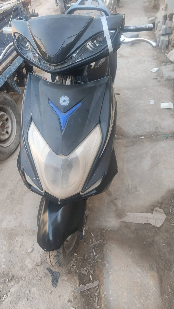 دراجة سكنز للبيع مكينة ماكس شغالة العنوان حي العسكري شارع ستين للتواصل *********** واتساب
