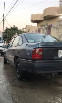 فيكترا ١٫٦ • محرك وكير شرط • بدون صبغ
