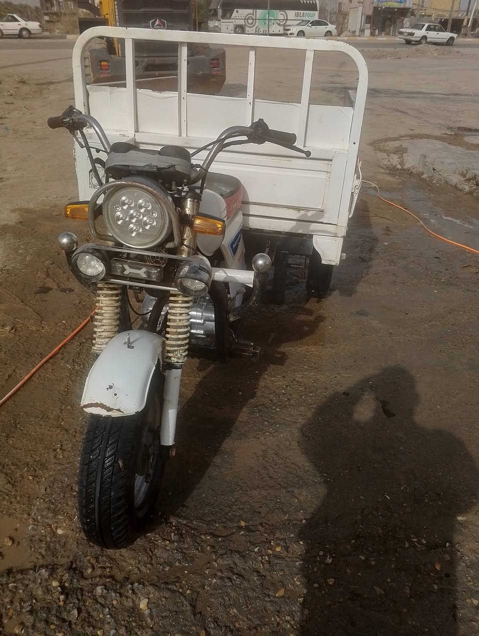 سلام عليكم ستوته موديل 18بدي 20مكينه جديده  25تعميره 25 اوراق سعر 2250وبيه مجال مكاني سوق الشيوخ بل فضليه رقم تلفوني ***********
