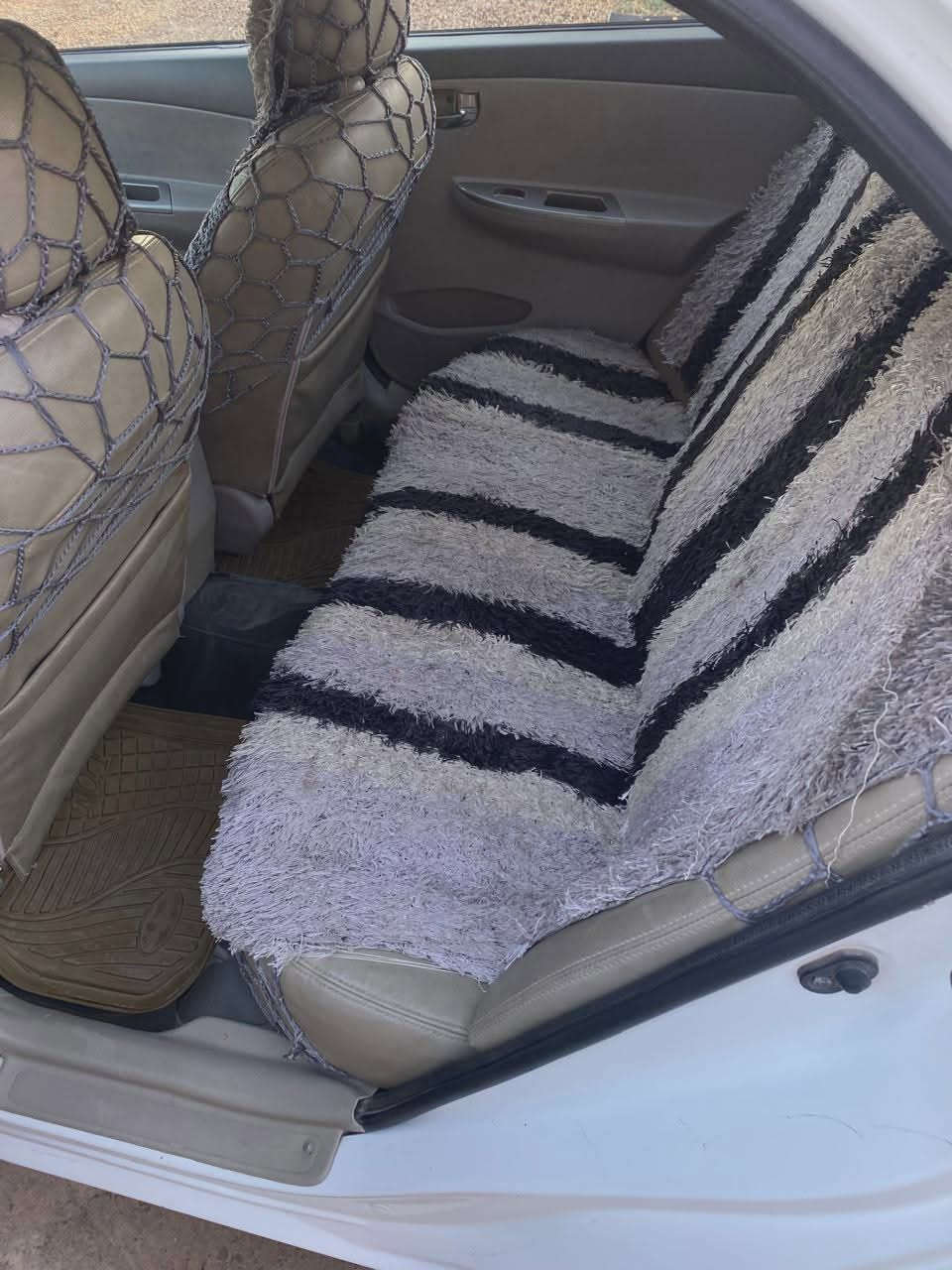 بسم اللة ماشاء الله للبيع مستعجل سيارة بي واي دي موديل 214 جي 3 فول مواصفات مال مزاد وزارة الداخلية ماشية 130 الف كير جديد الماني تبريد ثلج صدر امامي خلفي تخم تاير قرصها واصل ع ترقيم السعر 40 وبيه مجال ان شالله مع الشكر والتقدير للجميع الاستفسار الاتصال ع الأرقام التالية///***********///اثير *********** اسويلك وكالة عامه بيها ام الباركود
