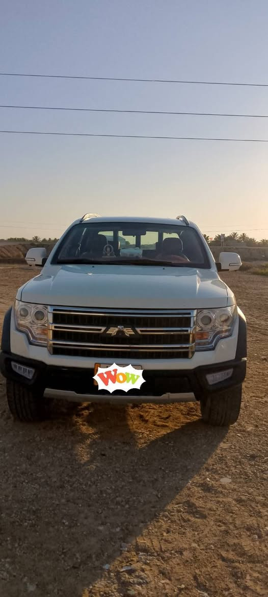 سيارة نوع كاوة 2021
محرك مسيوبوشي 2400 
كامل مواصفات 
اشاير بالمري
شاشة كبيرة 
كراسي كهرباء 
نضام يو بي اس 
سنوية تنتهي 2028
رقم ذي قار الماني بااسمي 
بيها طخه بسيطه جدا مرجعه على البارد بالباب 
والباقي كفالة كفالة سيارة جديدة بمعنى الكلمة 
***********
السعر 150   ذي قار قلعة سكر

