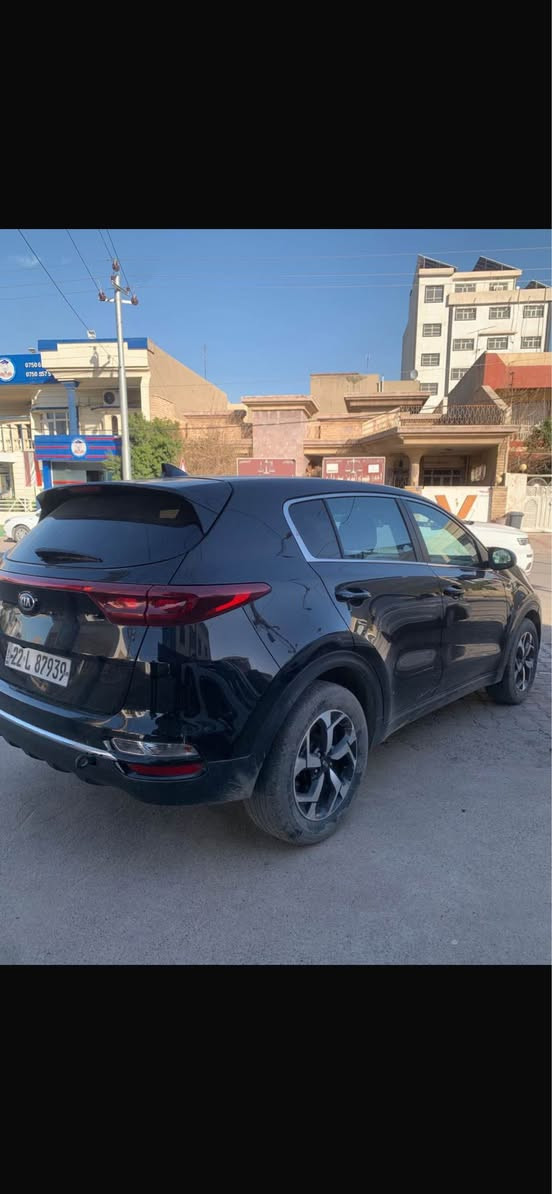 کیا سپۆرتاج امریکی 2021 
مەکینە V4,2,4 جی دی ئای 
مەکینەی لە ئەمریکا کرایتەوە 
دوو پارچە سبوغ چاملغ و دەرگای 
سایق بێ ناو بێ ئێڕباگ 
ڕۆیشتن 95 هەزار کم 
سەنەوی نوێیە 
نرخ ١٦٩مجال
***********واتسب أربيل, العراق
