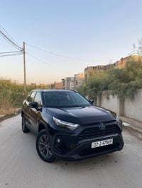 Rav 4 xle premium hybrid  راف فور مديل ٢٠٢٢ XLE بريميوم محركها ٢٥٠٠ ها...