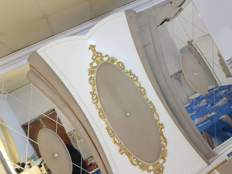 سلام عليكم غرفه للبيع تركي حالين مفتوحه غرفه وبيع مستعجل بسبب نقلت بيت ب ٤٠٠ وبيها مجال


**إذا كنت صاحب هذا الإعلان وتريد حذفه لأي سبب، رجاءا أرسل رسالة إلى الدعم الفني**