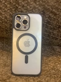 15 برو ماكس ذاكرة 256 لون تيتانيوم عربي شرق اوسط مستبدل بطارية اصيلة 1...