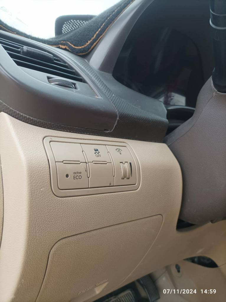 اكسنت 2014 وارد امريكي بيه جاملغ وبنيد مبدل السيارة بسمي رقم ذي قار دولي محرك 1600GDi كير 4نمر حداديه 70/100 شاشه تحكم استيرن جهتين انظام ايكـو درايڤ الصرف الاقتصادي ومانع انزلاق السياره بيه تنقيص دهن مكاني ناصريه مركز السعر 78 ناصرية, ذي قار


**إذا كنت صاحب هذا الإعلان وتريد حذفه لأي سبب، رجاءا أرسل رسالة إلى الدعم الفني**