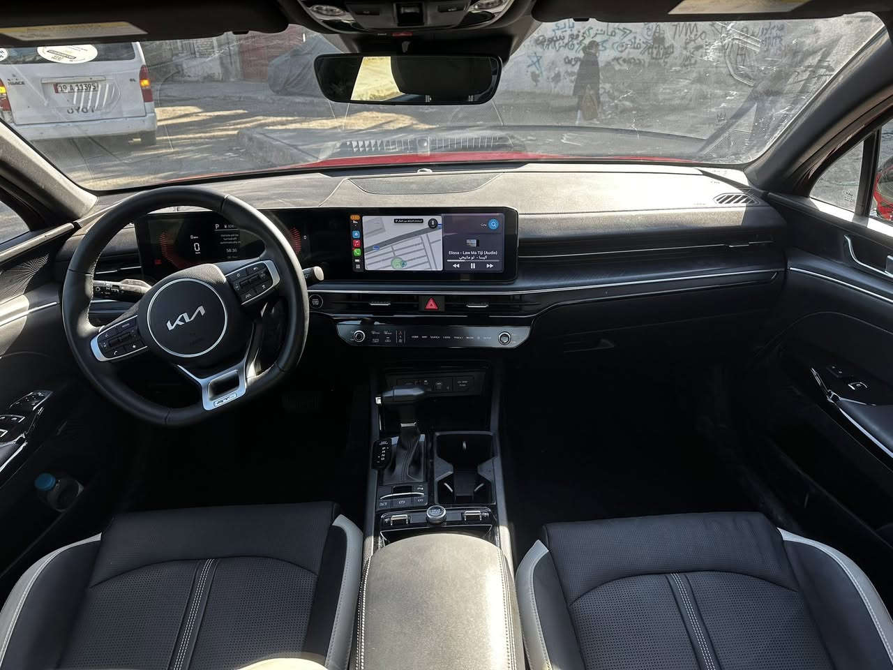 السلام عليكم k5 2025 gt line فول عدة قطعة تبريد خلفية سيارة جديدة مبدل جاملغ ودعامية بدون شواصي وبدون لغود السيارة جديدة سماعتها boss مكينة 2500 تنفس طبيعي المرغوبة ورقمها حلو للبيع سعرها 237 وبيها مجال بسيط للشراي رقم التلفون ***********
