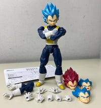 مجسم فيجيتا • سوبر سايان بلو • ١٥ سم