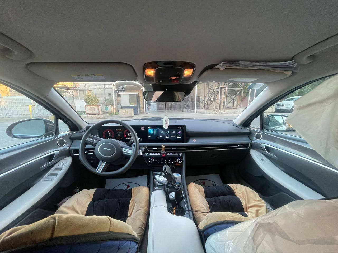 سوناته الشكل الجديد موديل 2024
السعر ١٩٠٠٠ $

حادث جاملغ وبني
مكينه ٢٥٠٠


**إذا كنت صاحب هذا الإعلان وتريد حذفه لأي سبب، رجاءا أرسل رسالة إلى الدعم الفني**