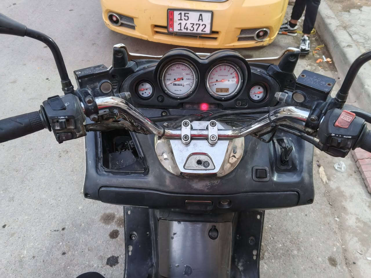 سلام عليكم شباب فورزة شغالة بيه نواقص سويج ،+كفرات تعبانة صوت محرك بس هية شغالة  كاملة مال رمبة أوراق كاملة مكينة مامفتوحة ابد سعر300بيهة مجال مكاني بغداد شعلة هاذا رقمي وتساب أو نتصال‏‪***********‬‏
