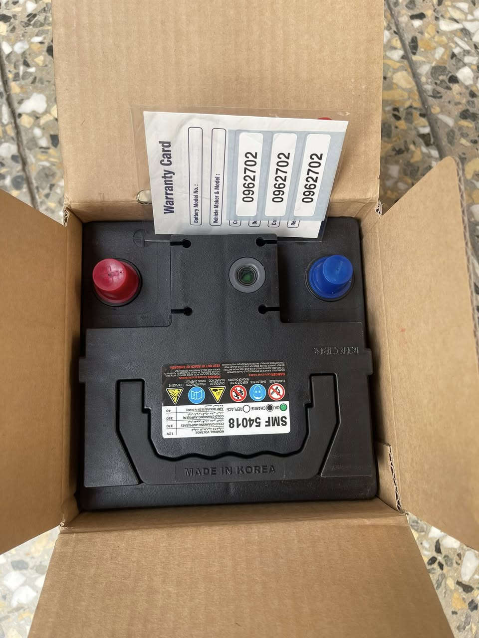 للبيع باتري كورلا كوري اصلي جديد غير مستخدم نهائيآاشتريته وطلع الخلل مو باتري اشتريته ب 85 ورايده ب 65 ***********
