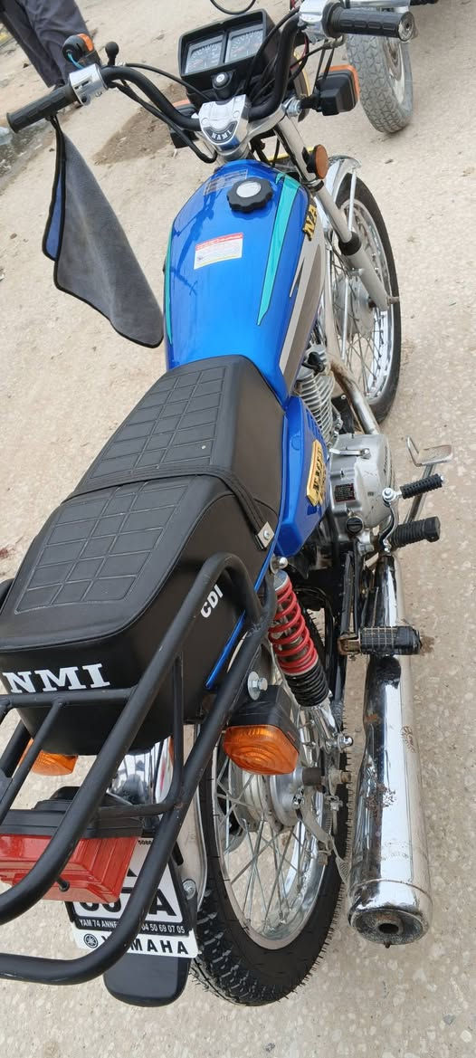 سلام عليكم دراجه للبيع سعر 550 وبيه مجال قليل وراقه ضايعه مسوي بلااغ مكاتبة مكتب شاصي مديل 20 تعمير جديد *********** مكان نجف
