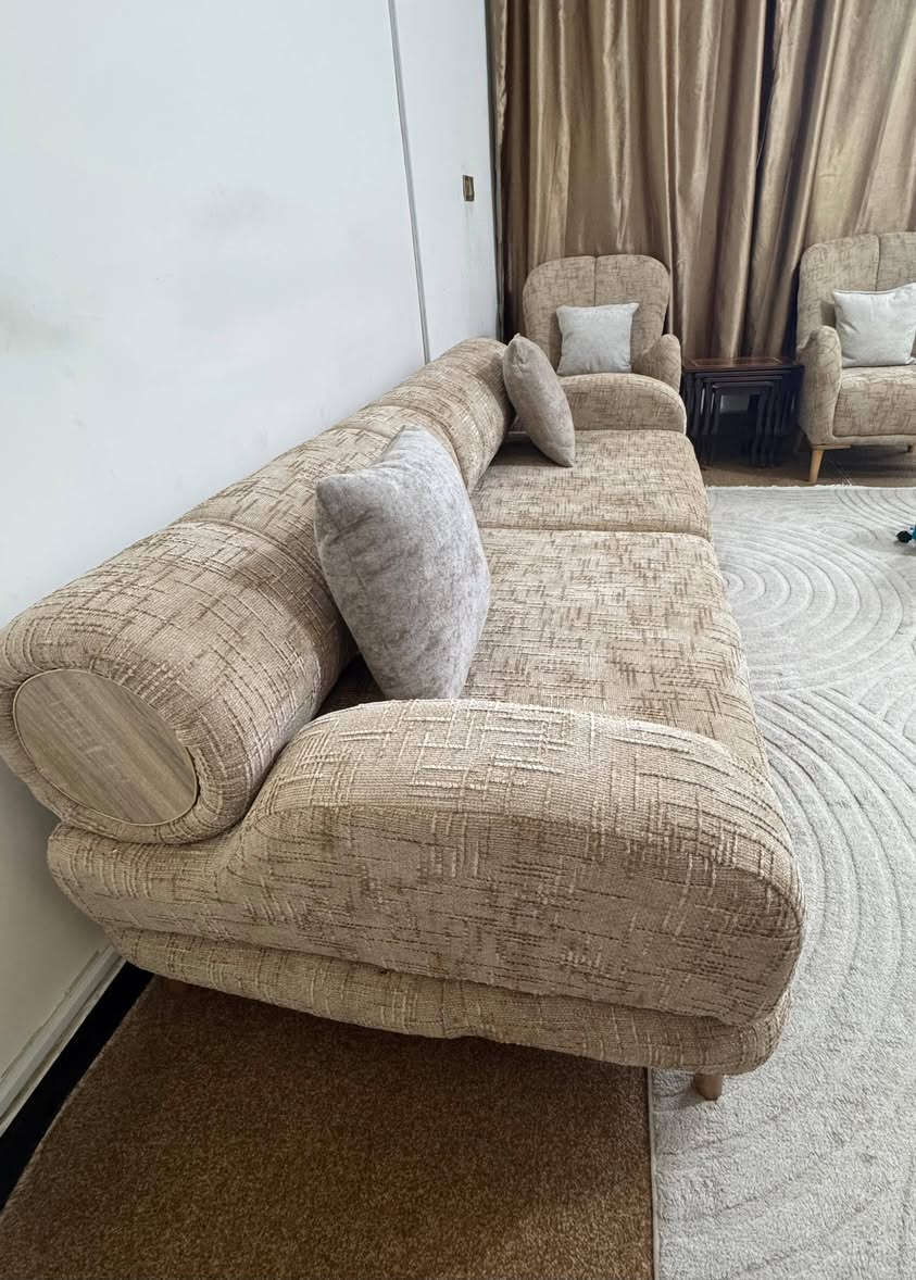 السلام عليكم اشترينه تخم جديد وطلع جبير على الصاله سعر ٩٥٠ وبي مجال
مكان حي البساتين


**إذا كنت صاحب هذا الإعلان وتريد حذفه لأي سبب، رجاءا أرسل رسالة إلى الدعم الفني**