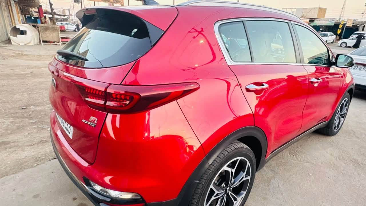 كيا سبورتج 2020 gt Llne
فول واحد على واحد 
رقم بغداد دولي
ماشيه 53 مكفوله حتى من شخط
موصفات 
بصمه 
بانورامه 
ويل كروم 
قطعتين تبريد
جنطه كهرباء 
كشنات جلد 
فول معروف موصفات جيتي لاين
السعر205 
بيها مجال قليل 
***********
