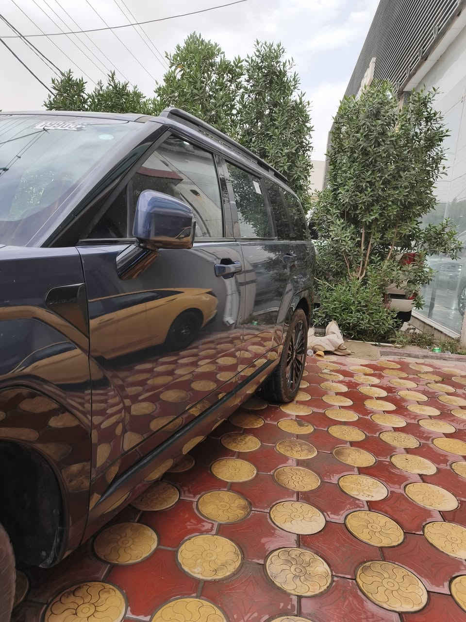 السلام عليكم سنتافي 2025 كالكرافي هايبرد 
مرقم بغداد 
ماشية ٧ مايل
تسجيل جديد
اعلى فئة 
255$ بيع فقط
حادث السيارة باب خلف السكن صبغ

***********
مكان السيارة فلوجة / بغداد
