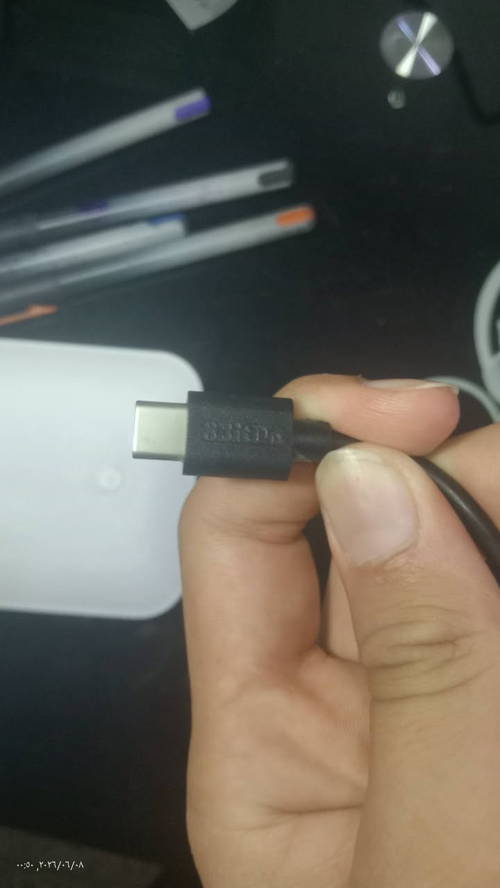يد 8BitDo Pro2 اصلية جديدة غير مستعملة باللون الاسود ,
ملحقات: العلبة الخاصة باليد و كابل الشحن الاصلي مثل ما موضح بالصورة. السعر ٩٠ الف و بي مجال للاستفسار  واتساب
***********
