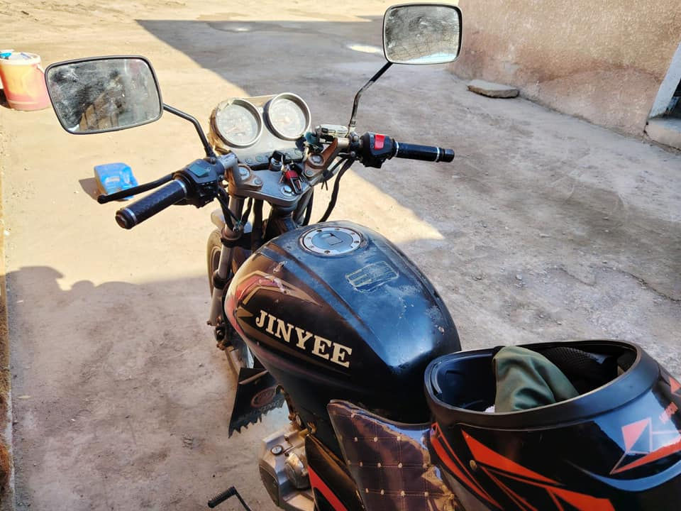 إسلام عليكم دراجه (جني /JINYEE) موديل 2015 دراجه كامله كهربائيات كامله سلف شغال السعر 500 وبيهه مجال بسيط للشراي للستفسار /***********
