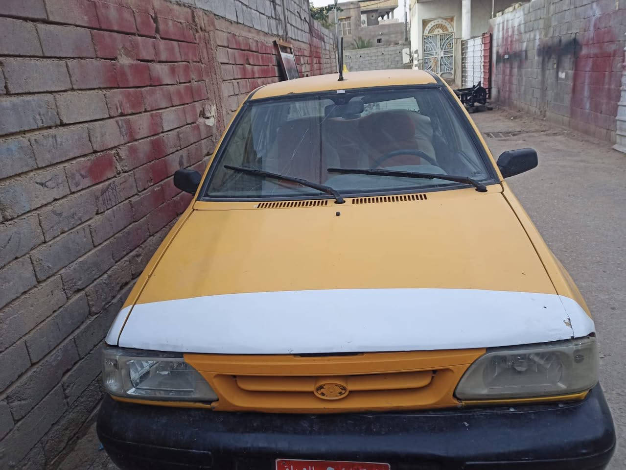 السلام عليكم سايبا للبيع مديل 14 بدون ارقام. ابيعك ادوات كوم حديد . مكبنه توني مجفتها. دوخلها نضاف دشبول جديد تخم تاير جديد ديمات جددد  حداديه زينه سيارة جاهزة كهربيات كلها شقاله. سعرها بلاش بسعر دراجه. 9 ورقات.  مكاني بصرة مدينه. الستفسار اتصل عل رقم انه مكلف بل نشر. ***********
