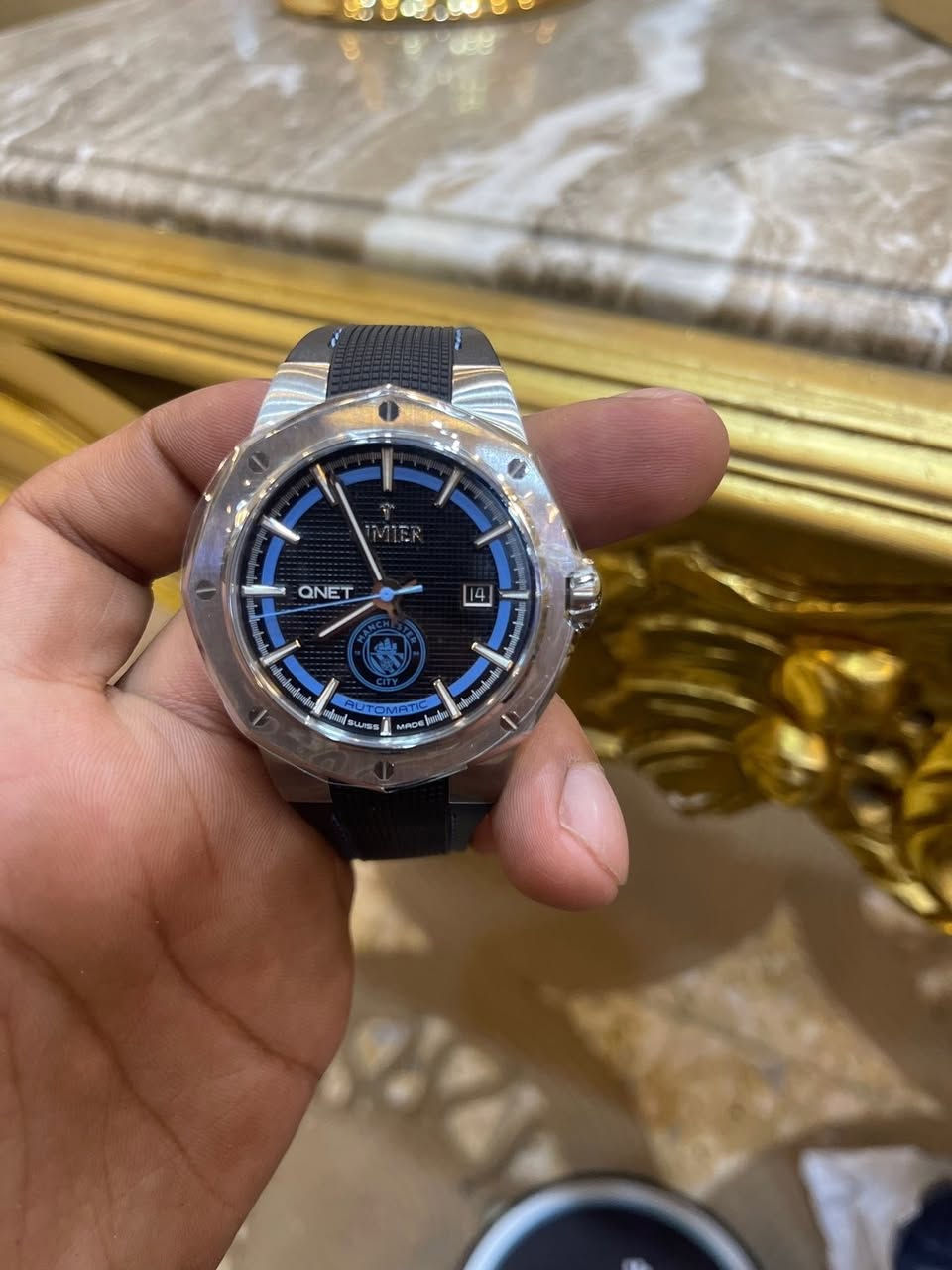 ساعه سيماير اصلي اصلي اصلي وكاله و باركود موجود تكدر تبحث ع ساعه الساعه جديده والله من الوكاله اخذتها ب 23 ورقه وملابسها بعدها بضمانها وحتاجيت واريد ابيع مزادها يبدي من 300$ وبعافيه ع باخذها اوراقها كلها موجوده حتى شهاده  مكاني بغداد


**إذا كنت صاحب هذا الإعلان وتريد حذفه لأي سبب، رجاءا أرسل رسالة إلى الدعم الفني**