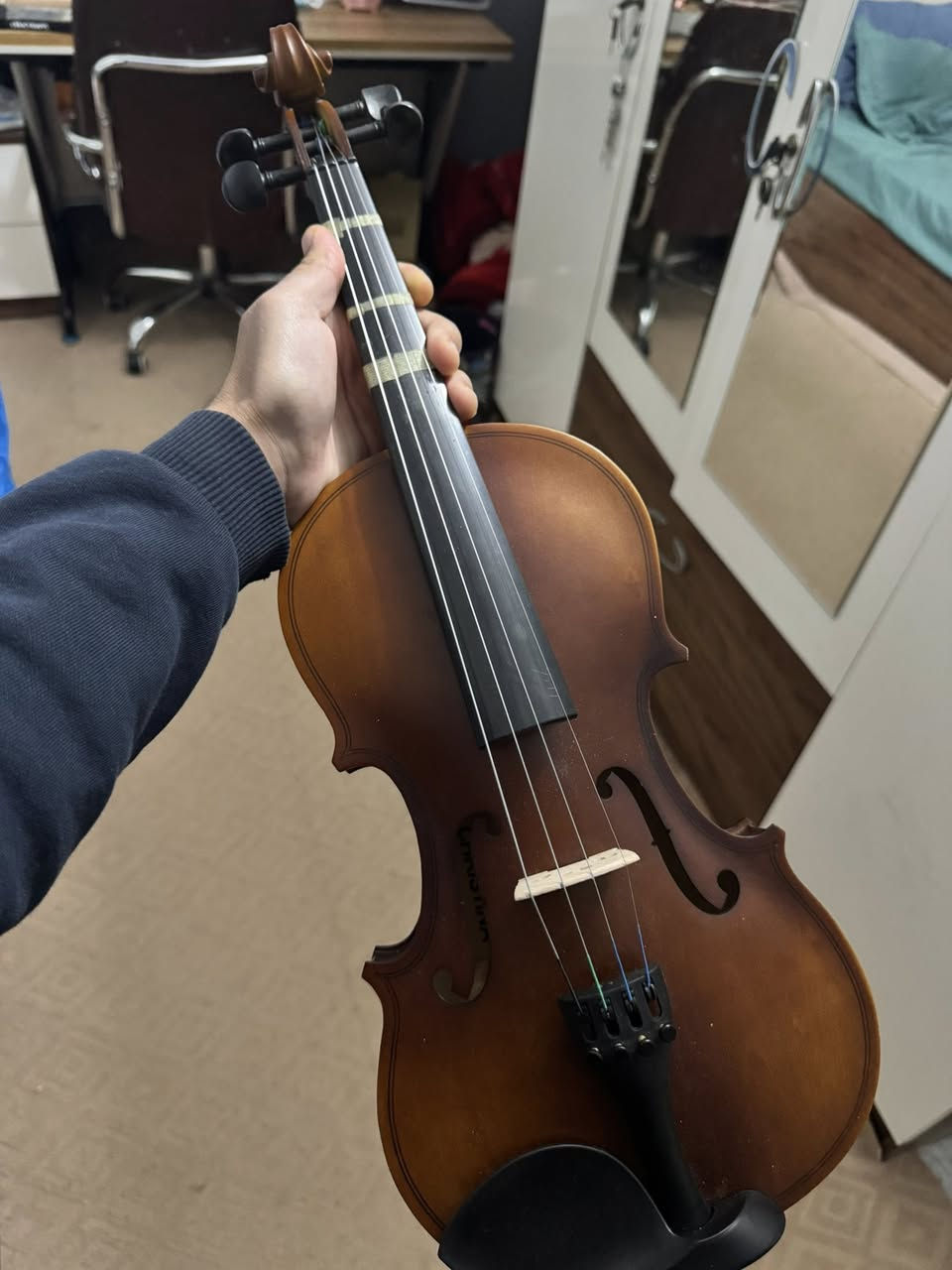 جديد نظافة 100‎%‎ استخدام قليل ملحقاته كاملة
كرستينا بس مو الاصلي 
سعره 90 الف واكو توصيل


**إذا كنت صاحب هذا الإعلان وتريد حذفه لأي سبب، رجاءا أرسل رسالة إلى الدعم الفني**