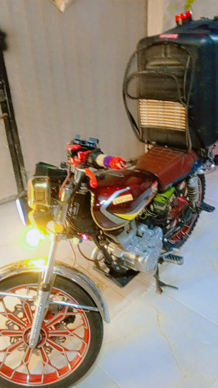 ايرني 5كير موديل 24محرك شرط  الفحص كلشي بلادي السعر750بي مجال حق جيه  رقم للتواصل ***********
