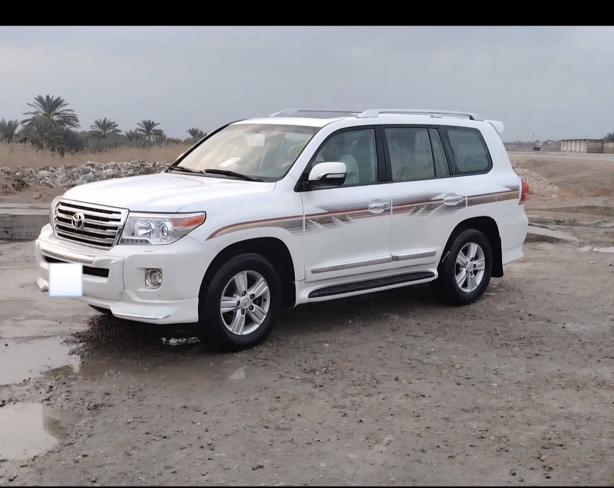 تويوتا لاندكروز موديل ٢٠١٢ بريم 
كفاله عامه عدا باب كلير فقط شرط السونار
محرك 6 سلندر ماشيه 145 الف
جاهزه محرك كير حدايه تخم تاير 
عنوان بابل تلفون *********** سعر 310
