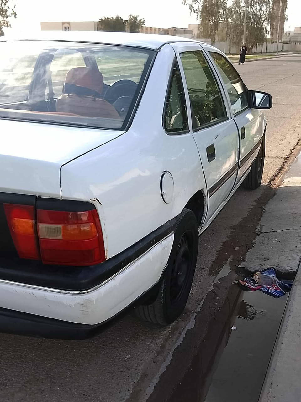 السلام عليكم فكتره موديل 1989 محرك 2000 رقم صلاح الدين إنكليزي. سنويه لل 29 
كهربائيات كلها شغاله  صدر امامي خلفي جديد  سعرها 32وبيها مجال ***********
