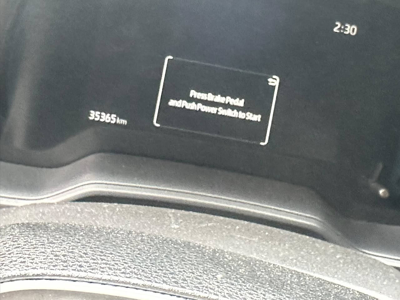 سلام عليكم من رخصت الادمن كورله موديل ٢٤ سياره فول موصفات مكفوله سياره كفاله عامه ماشيه ٣٥ هذه رقمي *********** مكان سياره بغداد
