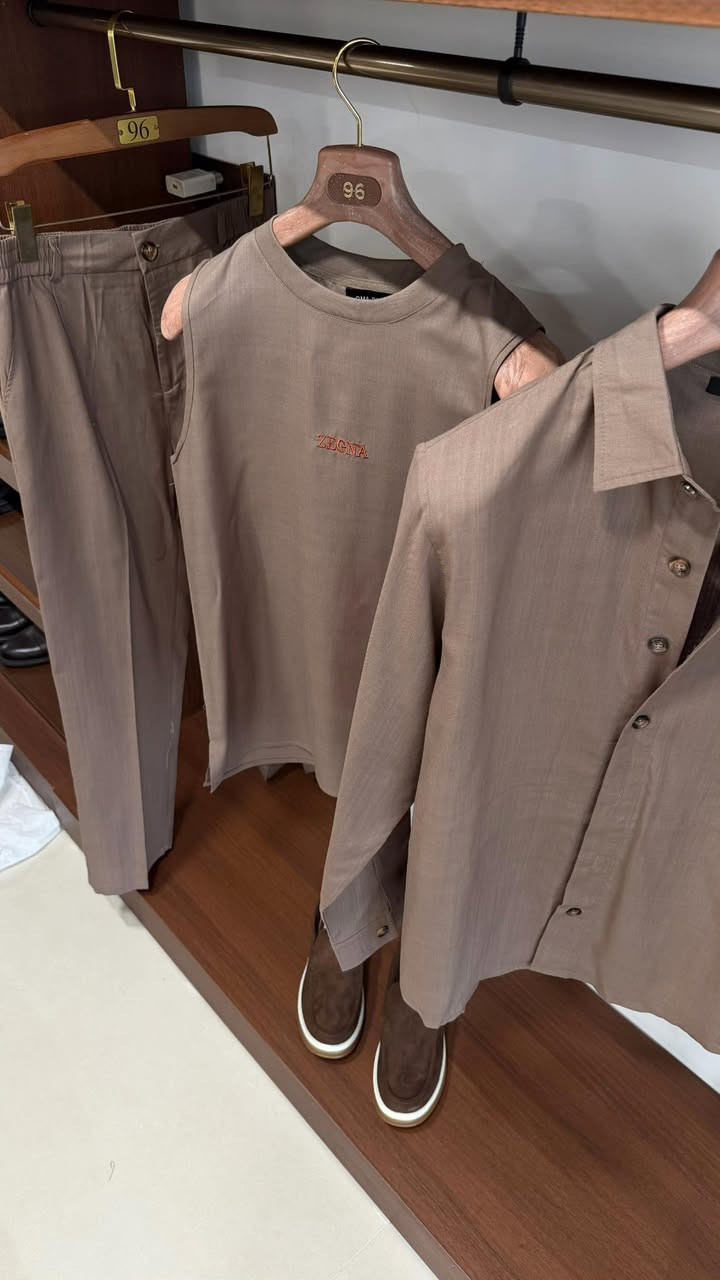 توفرن السوتات اللن ٣ قطع ايطالي ✨🤎 

عنوان المحل شارع الشيخ منهل مجاور ازياء تمره ✅


**إذا كنت صاحب هذا الإعلان وتريد حذفه لأي سبب، رجاءا أرسل رسالة إلى الدعم الفني**