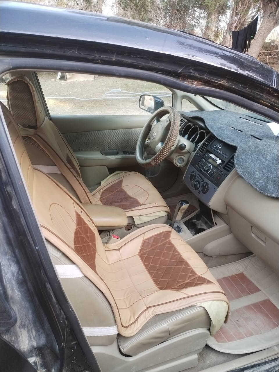 نيسان تيده ٢٠٠٧ للبيع رقم ميسان مميز كير محرك تبريد كفاله حداديه جديده كشره لسياره شوف لعين لسعر٥٥وبيه مجال بيع مستعجل ولشراي يدلل لسياره بلعماره كميت سنويه ٢٧ ***********
