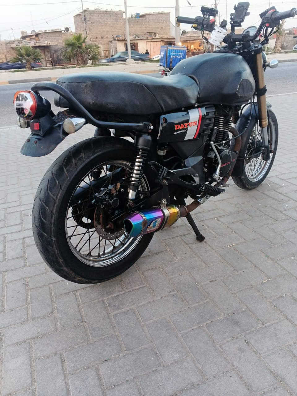 السلام عليكم دراجه دايون لايتي رقم وسنويه بأسمي تحويل مباشر دراجه بيهه صوت بصفحه ال كلجات سعرهه مليون و700 وبيهه مجال بسيط ***********. واتساب فقط
