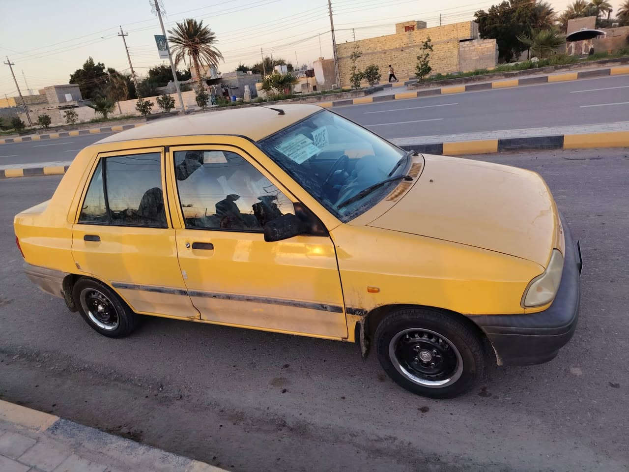 سلام عليكم سايبه البيع موديل 18يراني 
مكينه كير كشره مكفول تبريد شغال مصفره هيه 
السعر 45بيه مجال. شراي 
يتصل اني مكلف بنشر 

‭0781 683 0310‬
