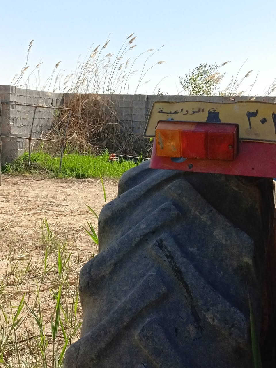 مكينة انتر نشنال رقم وسنوية سنوية ساقطة صاحبها موجود ومستعد للتحويل المكينة جاهزة كهربائيات محرك گير اكسل باور تايرات نص عمر هيدروليك جيد باتري جديد راديتر جديدة حماوة صفر كلج جديد السعر خمسة مليون رقمي ***********
