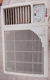 مكيف • يحتاج غاز • بيه مجال