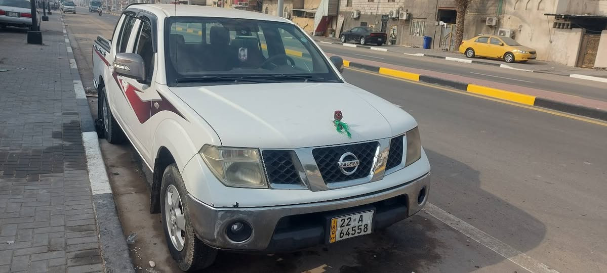 نيفاره للبيع. رقم اربيل
سنويه28.هزه+ غرامات
صفر. وكاله بسمي
موديل9كيرعادي محرك
مفتوح تبريد+تدفئه
السياره جاهزه. 
95وبيهامجال بسيط. 
***********
