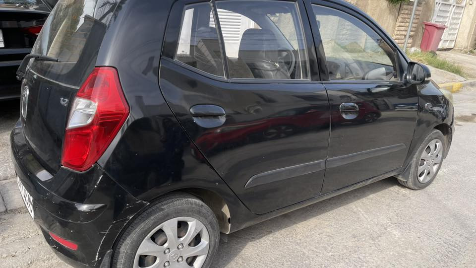سلام عليكم 
هونداي i10 
خليجي 
ماشية ٥٧ كم 
رقم بغداد تحويل ثاني يوم 
هذا سونارهة
وسعرهة ب 75وبي مجال 
مكانهة حي جامعة شارع ٦٦
للتواصل على رقم ***********
على الواتساب حصرا
