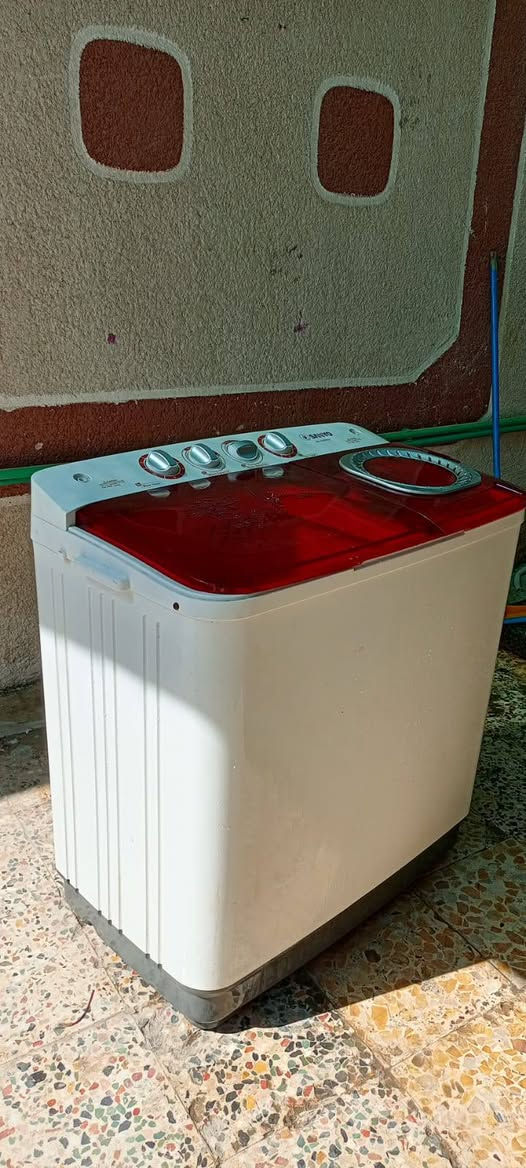 غساله للبيع شغاله اختي الجديد السعر 60 العنوان بصره حيانيه دور الشرطه رقم الهاتف***********
