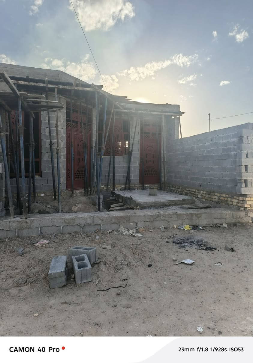 هيكل للبيع في الفلوجة جبيل قرب جسر الثالث
المساحه 150متر 
***********
